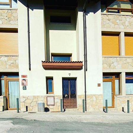 El Plantio I Y II - Apartamentos Turisticos Hoyos del Espino Exteriör bild