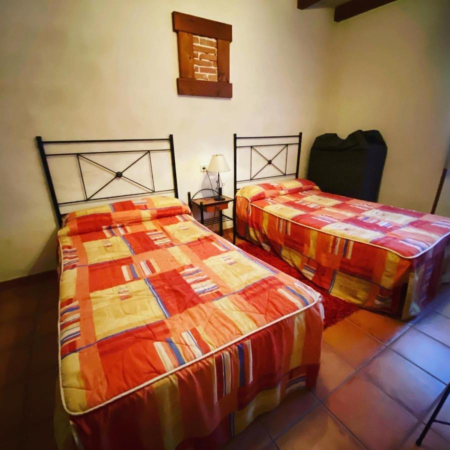 El Plantio I Y II - Apartamentos Turisticos Hoyos del Espino Exteriör bild